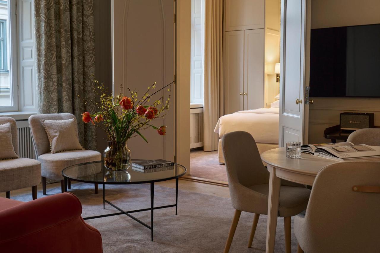 Villa Dagmar ストックホルム エクステリア 写真 A suite at Hotel Axelmannstein